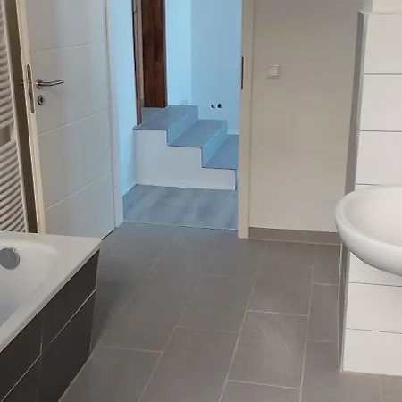 Monteurwohnung Auf 120 Qm * Heidenau (Saxony)